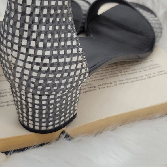 Vince Checkered Rita Block Heel Leather Sandals Size US 8M‎ EU 38 - Picture 8 of 12